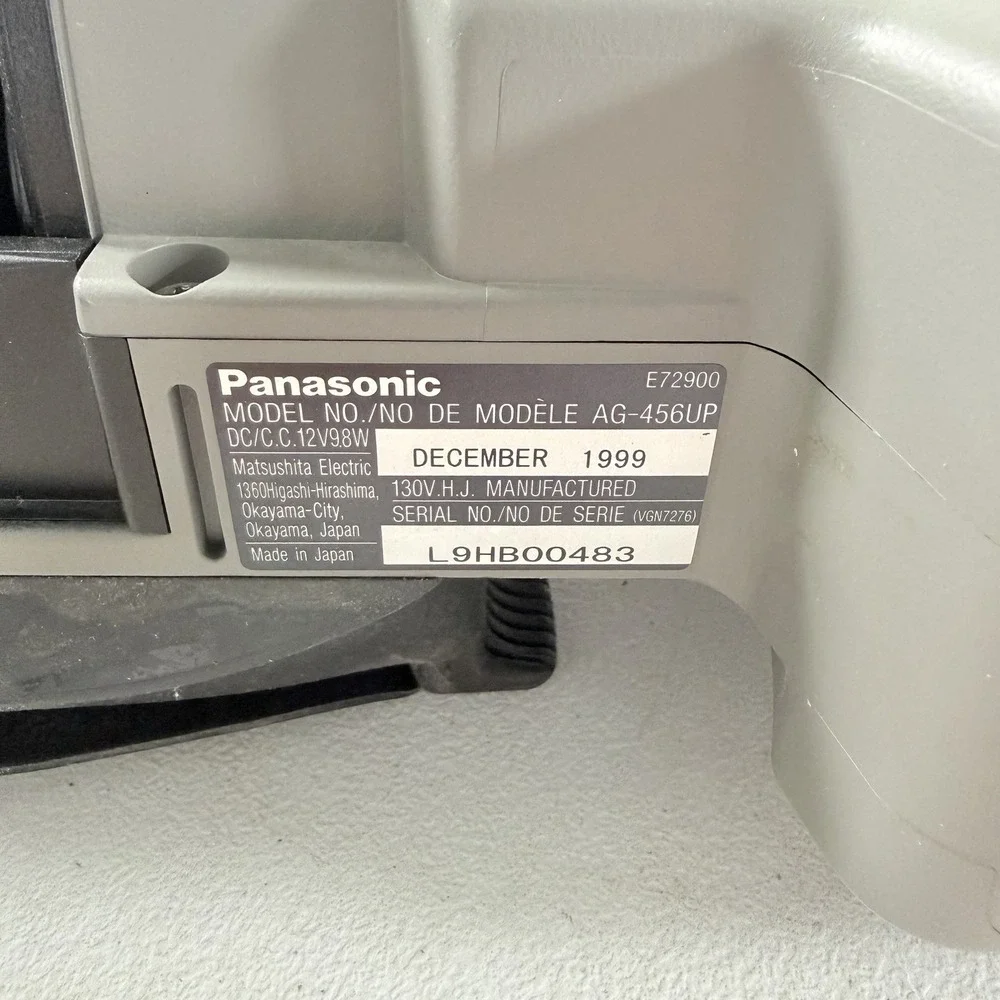 Panasonic AG-456UP PRO LINE S-VHS Reporter Movie Camcorder AS IS UNTESTED